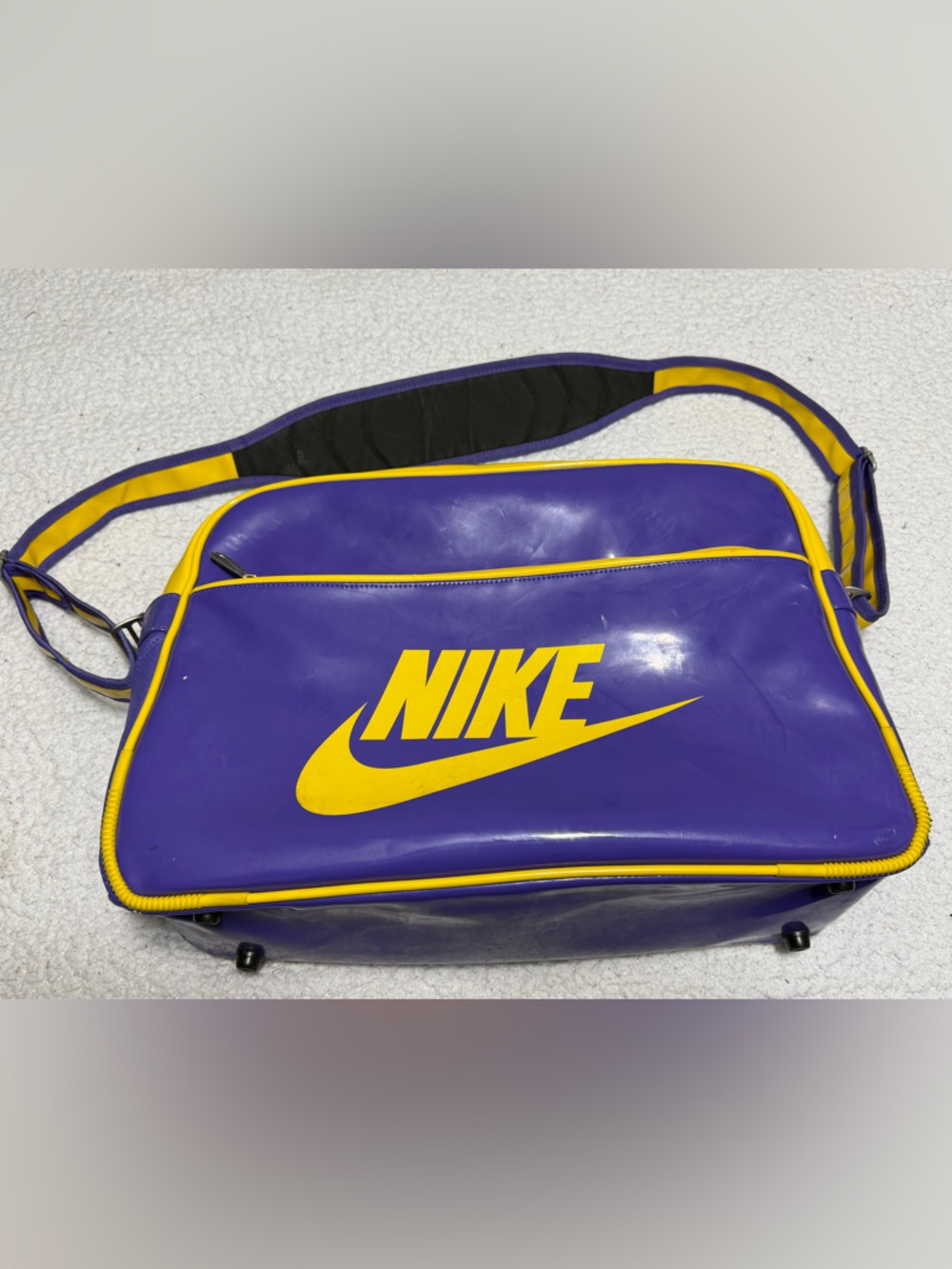 Vintage Y2K Nike Polyurethane Enamel Messenger Tote Lakers Team Color Bag RARE